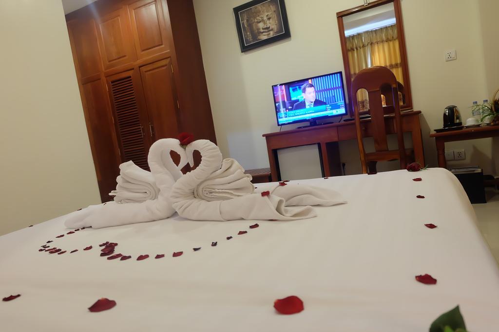 Kirirom Crystal Hotel Phnom Penh Eksteriør bilde